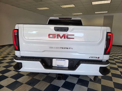 2025 GMC Sierra 2500HD AT4