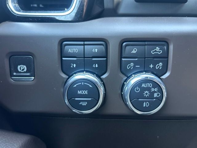 2025 GMC Sierra 2500HD Denali