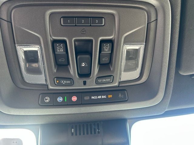 2025 GMC Sierra 2500HD Denali