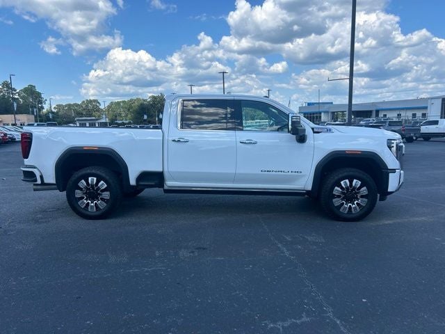 2025 GMC Sierra 2500HD Denali
