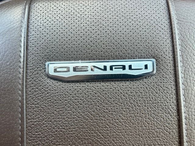 2025 GMC Sierra 2500HD Denali