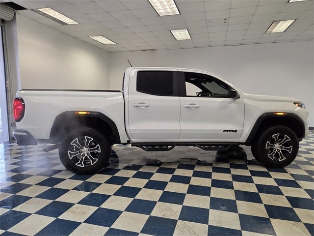 2025 GMC Canyon AT4