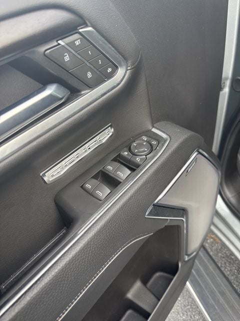 2025 GMC Sierra 1500 Denali Crew Cab 4WD