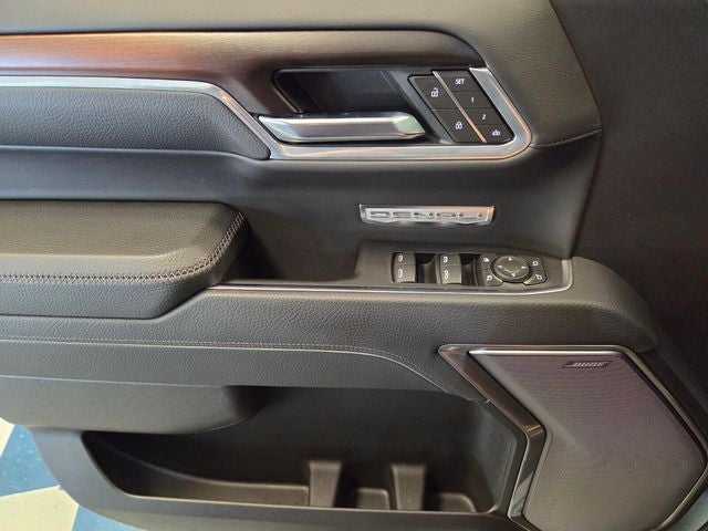 2025 GMC Sierra 1500 Denali Crew Cab 4WD