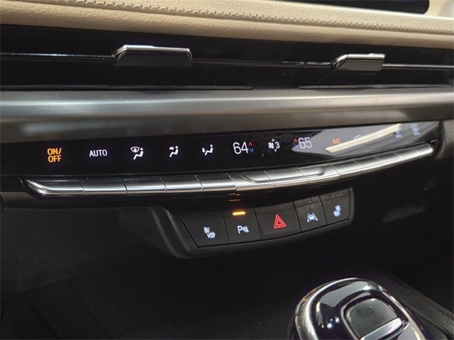 2024 Cadillac XT4 Luxury