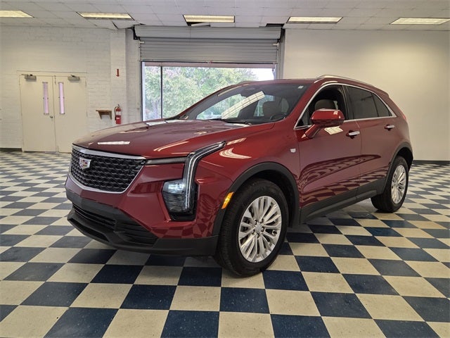 2024 Cadillac XT4 Luxury