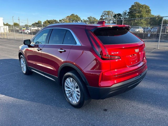 2024 Cadillac XT4 Luxury