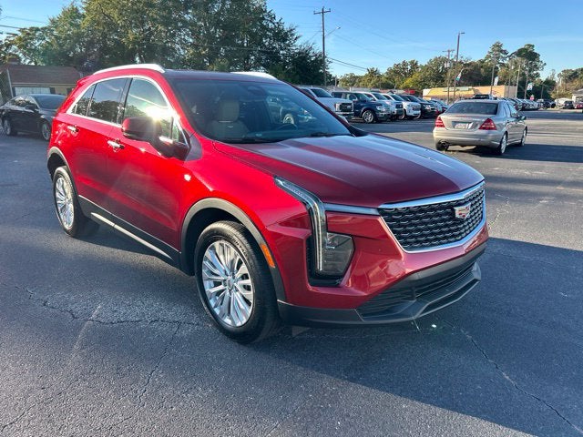 2024 Cadillac XT4 Luxury