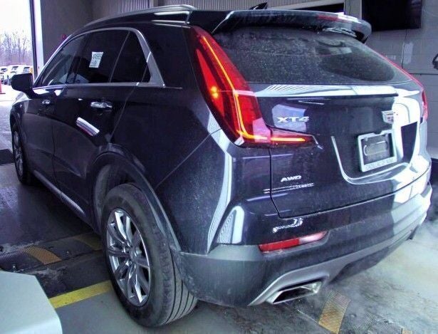 2023 Cadillac XT4 Premium Luxury