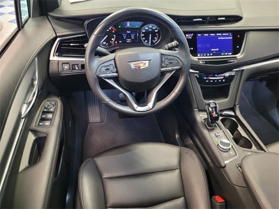 2024 Cadillac XT6 Luxury