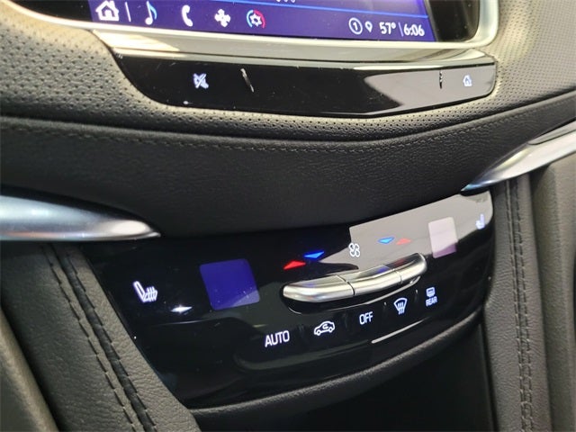 2024 Cadillac XT6 Luxury