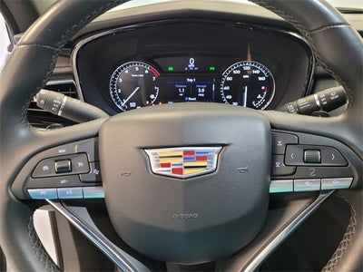 2024 Cadillac XT6 Luxury