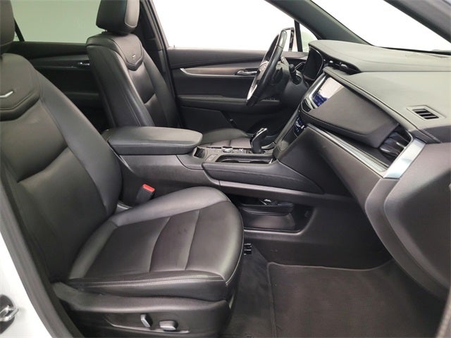 2023 Cadillac XT6 Luxury