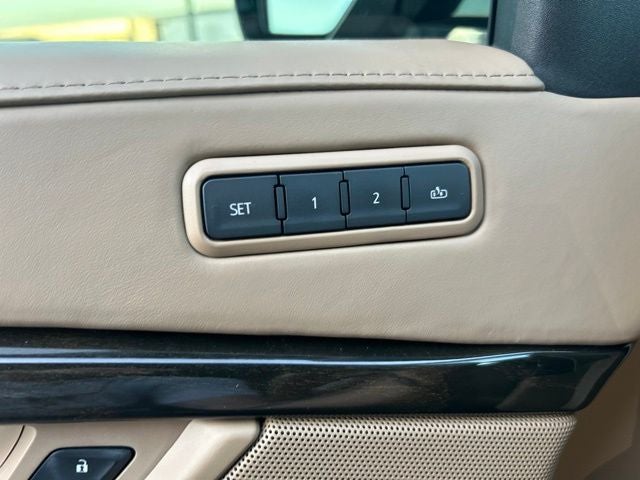 2020 Cadillac Escalade Platinum Edition