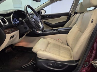 2016 Nissan Maxima Platinum