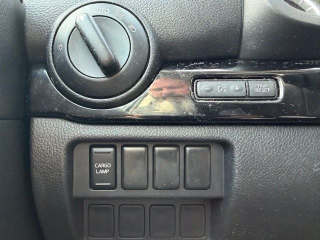 2022 Nissan Titan SV Crew Cab