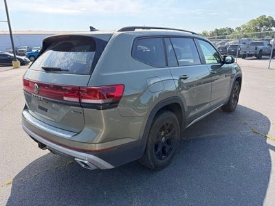 2024 Volkswagen Atlas 2.0T Peak Edition SE w/Technology