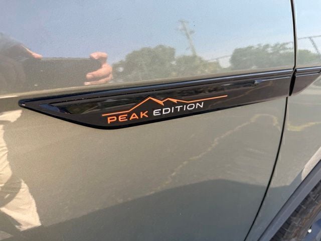 2024 Volkswagen Atlas 2.0T Peak Edition SE w/Technology