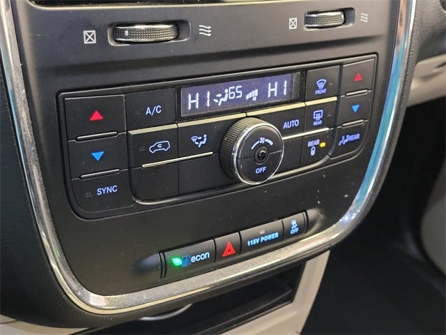 2014 Chrysler Town & Country Touring