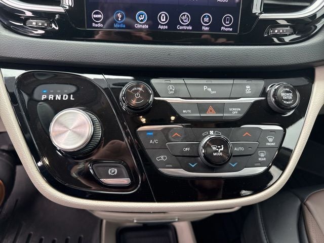 2018 Chrysler Pacifica Touring L Plus