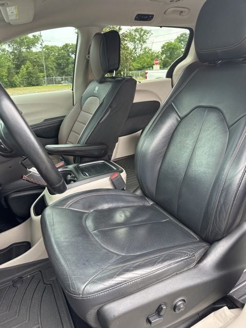 2018 Chrysler Pacifica Touring L Plus