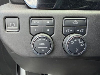 2024 Chevrolet Silverado 1500 LT Crew Cab Z71 4WD