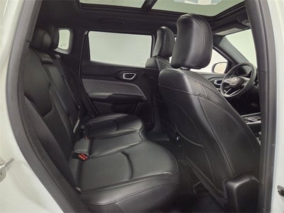 2023 Jeep Compass Latitude Lux