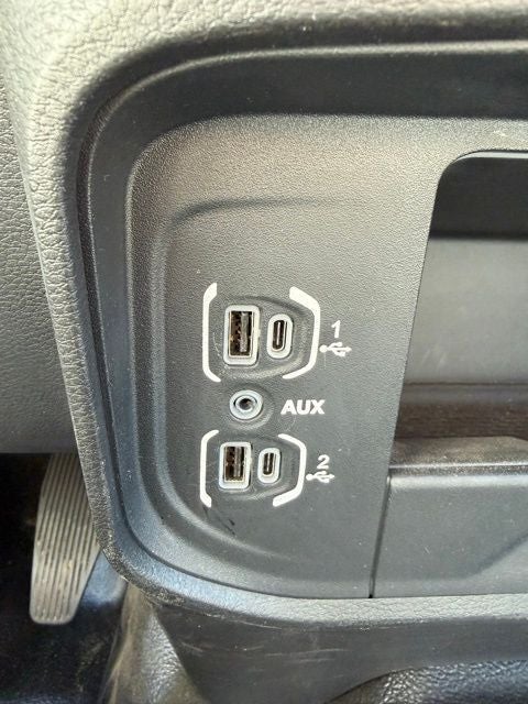 2022 RAM 2500 Tradesman Crew Cab 4WD