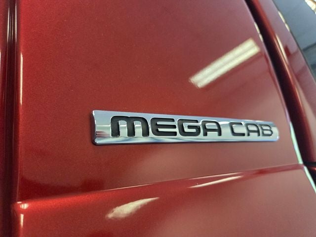 2006 Dodge Ram 2500 SLT Mega Cab