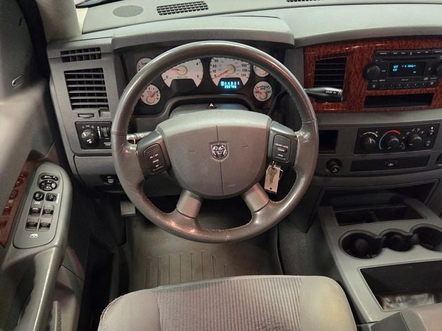 2006 Dodge Ram 2500 SLT Mega Cab
