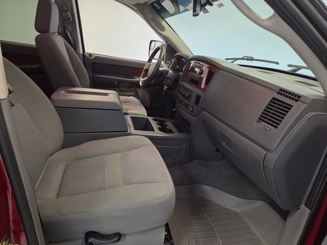 2006 Dodge Ram 2500 SLT Mega Cab
