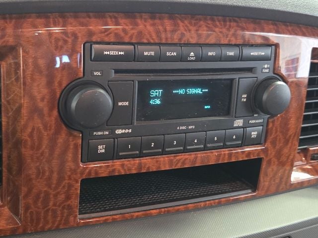 2006 Dodge Ram 2500 SLT Mega Cab