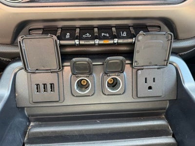 2015 GMC Sierra 1500 Denali Crew Cab 4WD