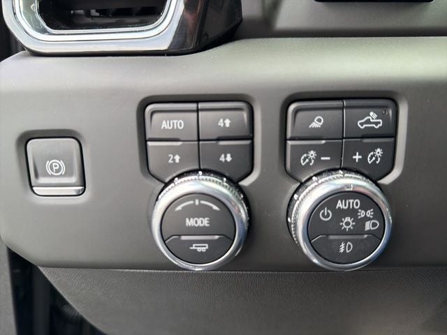 2025 GMC Sierra 1500 Denali Crew Cab 4WD