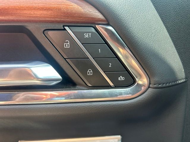 2023 GMC Sierra 1500 Denali CREW CAB 4WD