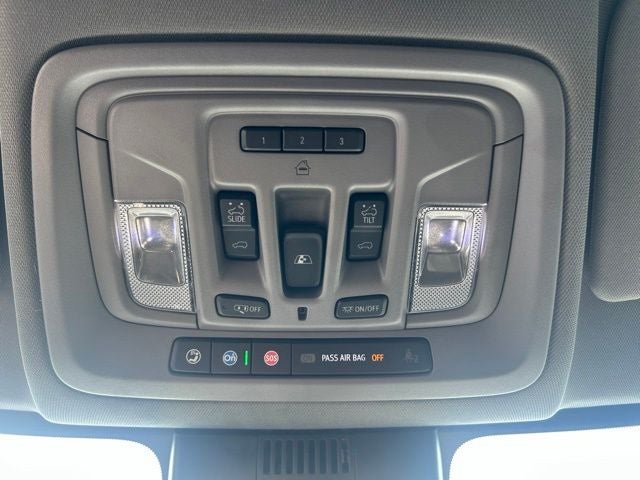 2023 GMC Sierra 1500 Denali CREW CAB 4WD