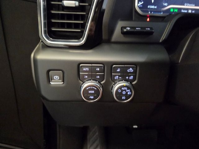 2023 GMC Sierra 1500 Denali CREW CAB 4WD