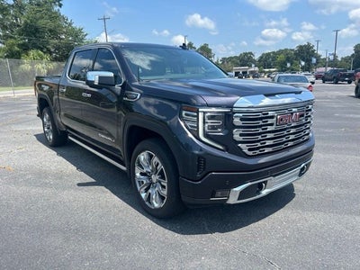 2023 GMC Sierra 1500 Denali CREW CAB 4WD