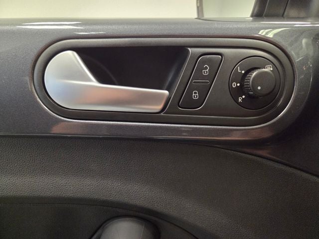 2013 Volkswagen Beetle 2.0 TDI