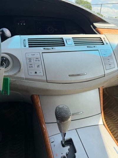 2005 Toyota Avalon XLS