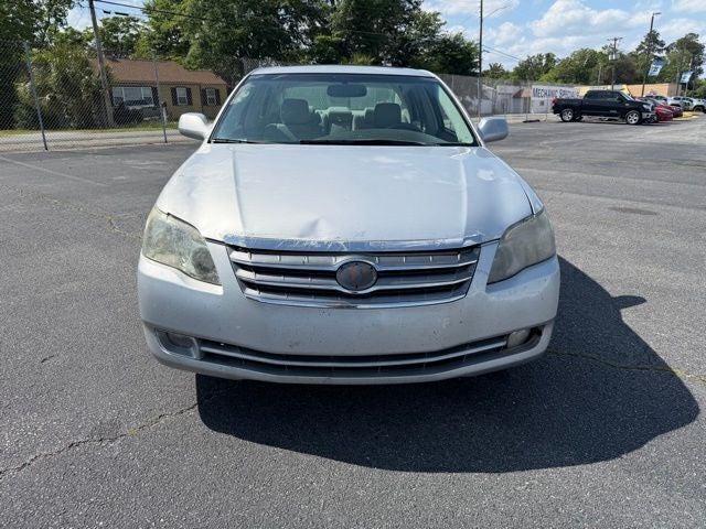 2005 Toyota Avalon XLS