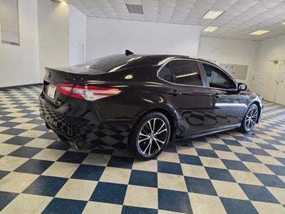 2020 Toyota Camry SE