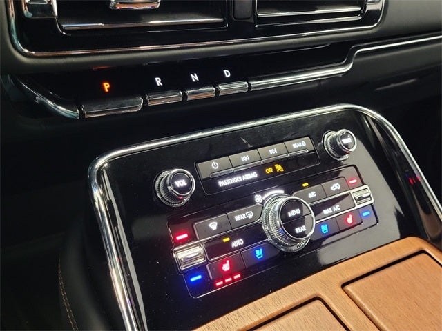 2024 Lincoln Navigator Black Label