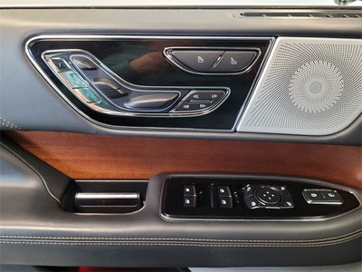 2024 Lincoln Navigator Black Label