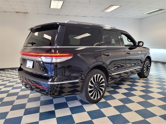 2024 Lincoln Navigator Black Label