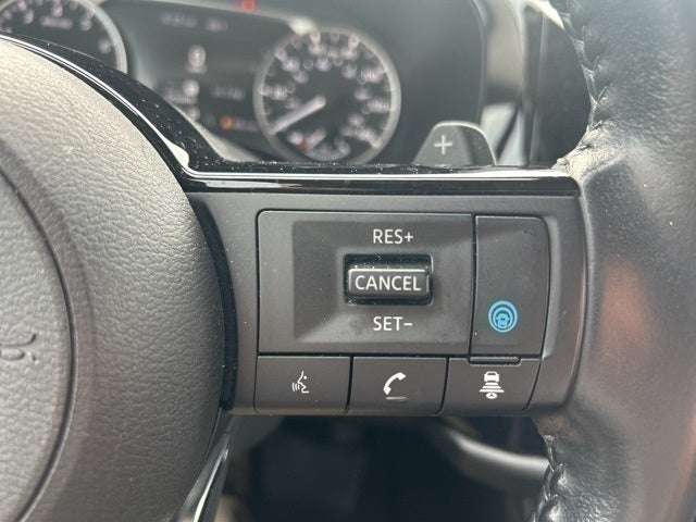 2023 Nissan Pathfinder SV