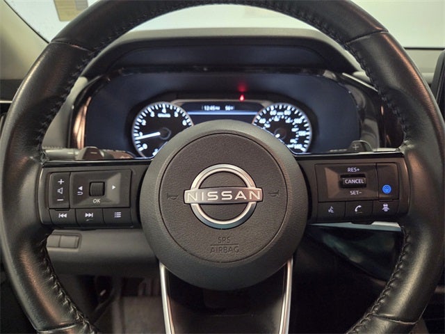 2023 Nissan Pathfinder SV