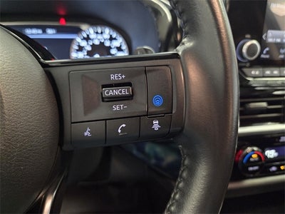 2023 Nissan Pathfinder SV