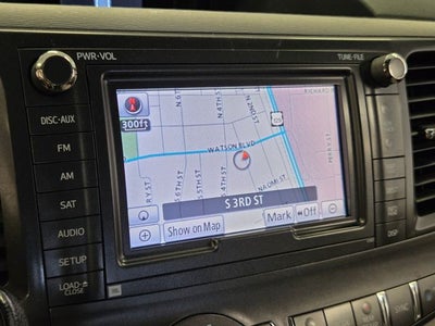 2013 Toyota Sienna XLE 8 Passenger