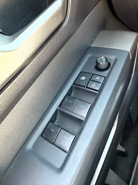 2024 Toyota Tundra SR5 CrewMax 4WD